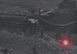 Standbild Sieg Eisenbahnbrücke Duisburg Deutschland, 1945, aus Sekunde 4 historischem Filmmaterial Videoclip 65675029079