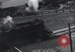 Standbild Sieg Eisenbahnbrücke Duisburg Deutschland, 1945, aus Sekunde 20 historischem Filmmaterial Videoclip 65675029079