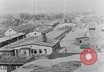 Standbild Befreiung des KZ Mauthausen Mauthausen Österreich, 1945, aus Sekunde 9 historischem Filmmaterial Videoclip 65675029084