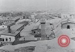 Standbild Befreiung des KZ Mauthausen Mauthausen Österreich, 1945, aus Sekunde 11 historischem Filmmaterial Videoclip 65675029084