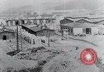 Standbild Befreiung des KZ Mauthausen Mauthausen Österreich, 1945, aus Sekunde 19 historischem Filmmaterial Videoclip 65675029084