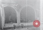 Standbild Befreiung des KZ Mauthausen Mauthausen Österreich, 1945, aus Sekunde 38 historischem Filmmaterial Videoclip 65675029084