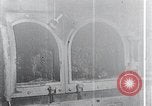 Standbild Befreiung des KZ Mauthausen Mauthausen Österreich, 1945, aus Sekunde 39 historischem Filmmaterial Videoclip 65675029084