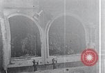 Standbild Befreiung des KZ Mauthausen Mauthausen Österreich, 1945, aus Sekunde 40 historischem Filmmaterial Videoclip 65675029084