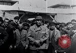 Standbild Befreiung des KZ Mauthausen Mauthausen Österreich, 1945, aus Sekunde 62 historischem Filmmaterial Videoclip 65675029084