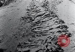 Immagine di Mauthausen camp vittime Mauthausen Austria, 1945, secondo 18 filmato di repertorio 65675029088