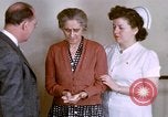 Immagine di Terapia shock per la donna che soffre di malinconia Washington DC USA, 1943, secondo 58 filmato di repertorio 65675029093