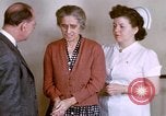 Immagine di Terapia shock per la donna che soffre di malinconia Washington DC USA, 1943, secondo 60 filmato di repertorio 65675029093