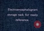 Standbild electroencephalograms Washington DC USA, 1943, aus Sekunde 5 historischem Filmmaterial Videoclip 65675029098