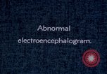 Standbild electroencephalograms Washington DC USA, 1943, aus Sekunde 29 historischem Filmmaterial Videoclip 65675029098