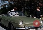 Immagine di nightclub degli anni '60 United States USA, 1964, secondo 33 filmato di repertorio 65675029099