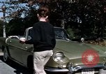 Immagine di nightclub degli anni '60 United States USA, 1964, secondo 37 filmato di repertorio 65675029099