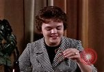 Immagine di Il consumo di alcool United States USA, 1964, secondo 45 filmato di repertorio 65675029100