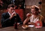 Immagine di Il consumo di alcool United States USA, 1964, secondo 54 filmato di repertorio 65675029100
