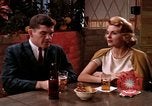 Immagine di Il consumo di alcool United States USA, 1964, secondo 56 filmato di repertorio 65675029100