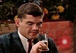 Immagine di Mangiare e bere United States USA, 1964, secondo 3 filmato di repertorio 65675029101