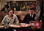 Immagine di Mangiare e bere United States USA, 1964, secondo 39 filmato di repertorio 65675029101