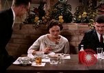 Immagine di Mangiare e bere United States USA, 1964, secondo 59 filmato di repertorio 65675029101