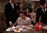 Immagine di Mangiare e bere United States USA, 1964, secondo 61 filmato di repertorio 65675029101