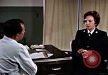 Immagine di La diagnosi di malattie veneree United States USA, 1964, secondo 39 filmato di repertorio 65675029105