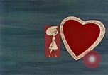 Standbild animation Darstellung moralischer Entscheidungen für Frauen während der sexuellen revoluti United States USA, 1964, aus Sekunde 39 historischem Filmmaterial Videoclip 65675029107