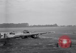Standbild deutsche Flugzeuge Wrack Colomiers Frankreich, 1947, aus Sekunde 9 historischem Filmmaterial Videoclip 65675029116