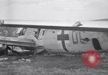 Standbild deutsche Flugzeuge Wrack Colomiers Frankreich, 1947, aus Sekunde 18 historischem Filmmaterial Videoclip 65675029116
