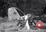 Standbild deutsche Flugzeuge Wrack Colomiers Frankreich, 1947, aus Sekunde 26 historischem Filmmaterial Videoclip 65675029116
