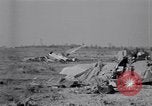 Standbild deutsche Flugzeuge Wrack Colomiers Frankreich, 1947, aus Sekunde 37 historischem Filmmaterial Videoclip 65675029116