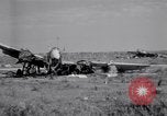 Standbild deutsche Flugzeuge Wrack Colomiers Frankreich, 1947, aus Sekunde 52 historischem Filmmaterial Videoclip 65675029116