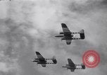 Standbild Bildung von P-61s Colomiers Frankreich, 1947, aus Sekunde 24 historischem Filmmaterial Videoclip 65675029119