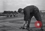 Standbild tanken P-61 Colomiers Frankreich, 1944, aus Sekunde 37 historischem Filmmaterial Videoclip 65675029126