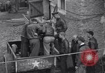 Immagine di Razione di uova e arance Colomiers Francia, 1944, secondo 42 filmato di repertorio 65675029129