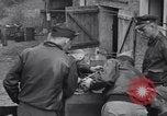 Immagine di Razione di uova e arance Colomiers Francia, 1944, secondo 46 filmato di repertorio 65675029129