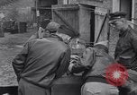 Immagine di Razione di uova e arance Colomiers Francia, 1944, secondo 47 filmato di repertorio 65675029129