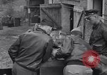 Immagine di Razione di uova e arance Colomiers Francia, 1944, secondo 48 filmato di repertorio 65675029129