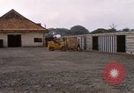 Standbild Gabelstapler Saigon Vietnam, 1967, aus Sekunde 28 historischem Filmmaterial Videoclip 65675029136