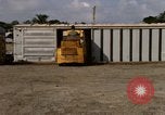 Standbild Gabelstapler Saigon Vietnam, 1967, aus Sekunde 48 historischem Filmmaterial Videoclip 65675029136