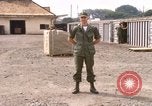 Standbild amerikanischer Offizier Saigon Vietnam, 1967, aus Sekunde 8 historischem Filmmaterial Videoclip 65675029137
