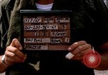 Standbild amerikanischer Offizier Saigon Vietnam, 1967, aus Sekunde 27 historischem Filmmaterial Videoclip 65675029137