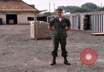 Standbild amerikanischer Offizier Saigon Vietnam, 1967, aus Sekunde 37 historischem Filmmaterial Videoclip 65675029137