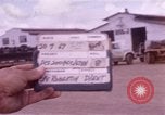 Standbild entladen liefert Saigon Vietnam, 1967, aus Sekunde 1 historischem Filmmaterial Videoclip 65675029141