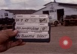 Standbild entladen liefert Saigon Vietnam, 1967, aus Sekunde 7 historischem Filmmaterial Videoclip 65675029141