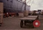 Standbild entladen liefert Saigon Vietnam, 1967, aus Sekunde 24 historischem Filmmaterial Videoclip 65675029141
