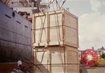 Standbild entladen liefert Saigon Vietnam, 1967, aus Sekunde 46 historischem Filmmaterial Videoclip 65675029141