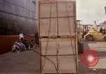 Standbild entladen liefert Saigon Vietnam, 1967, aus Sekunde 48 historischem Filmmaterial Videoclip 65675029141