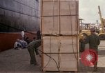 Standbild entladen liefert Saigon Vietnam, 1967, aus Sekunde 53 historischem Filmmaterial Videoclip 65675029141