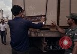 Image stencil caisses d'alimentation Saigon Vietnam, 1967, de la seconde 23 séquences d'archives historiques vidéo 65675029143