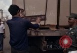 Image stencil caisses d'alimentation Saigon Vietnam, 1967, de la seconde 26 séquences d'archives historiques vidéo 65675029143