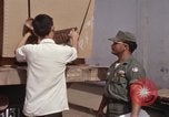 Image stencil caisses d'alimentation Saigon Vietnam, 1967, de la seconde 37 séquences d'archives historiques vidéo 65675029143